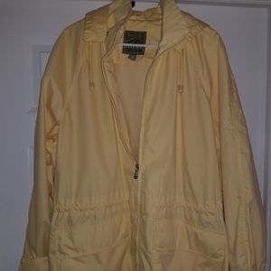 Womens lightweight jacket